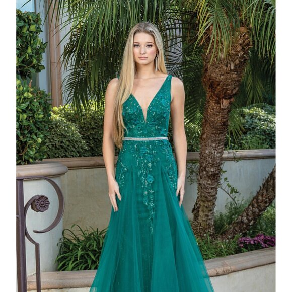 New Sleeveless Mermaid Prom Tulle Gown w/ Floral Applqiue & Deep V-Neck DQ 4311 - Picture 3 of 8
